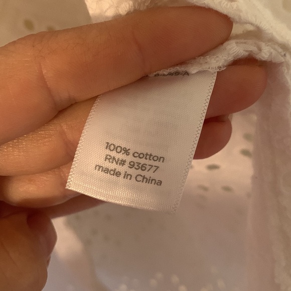 JCP Sleeveless eyelet blouse - Picture 6 of 6